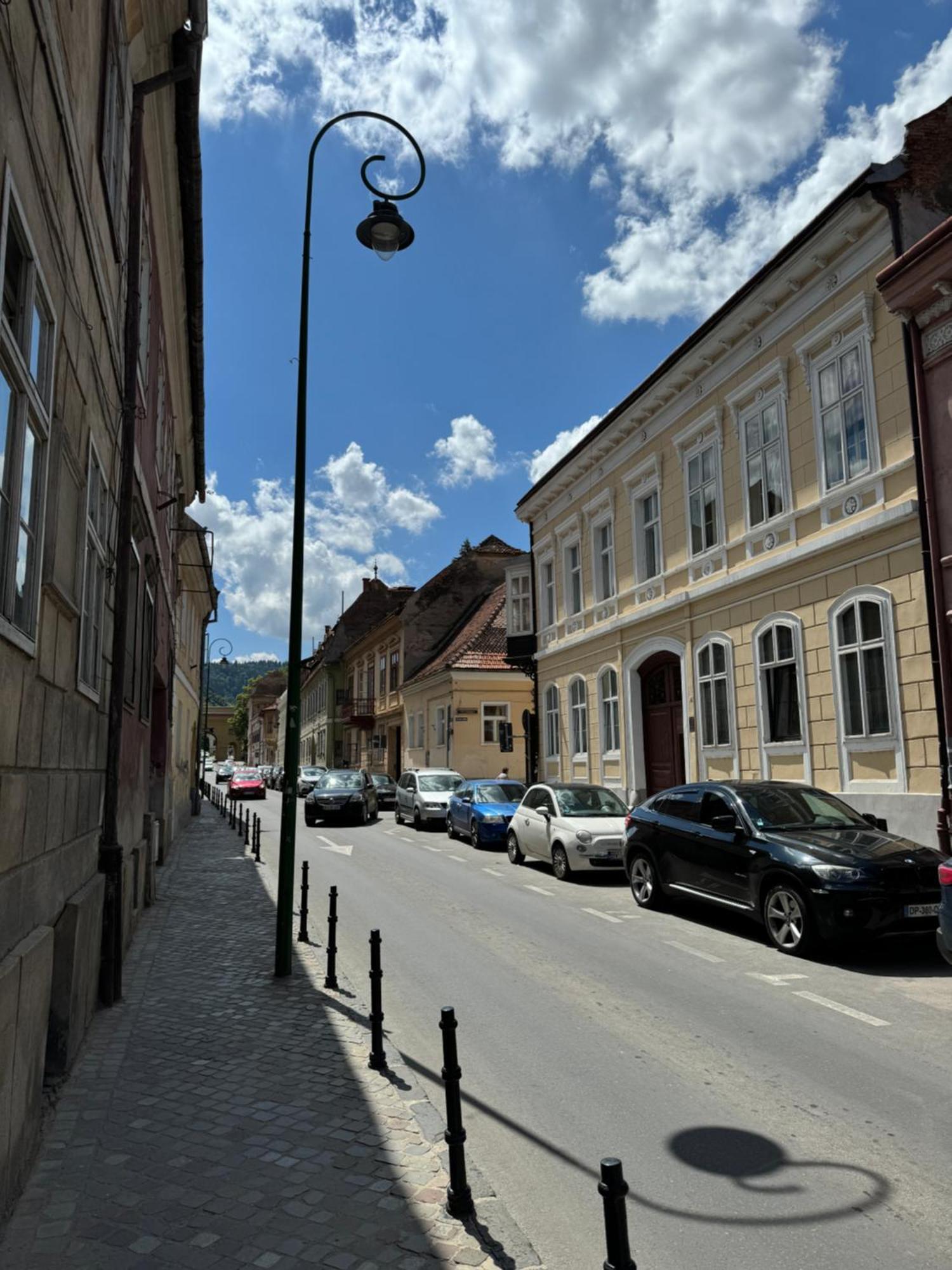 Ari Apartment Braşov Eksteriør billede