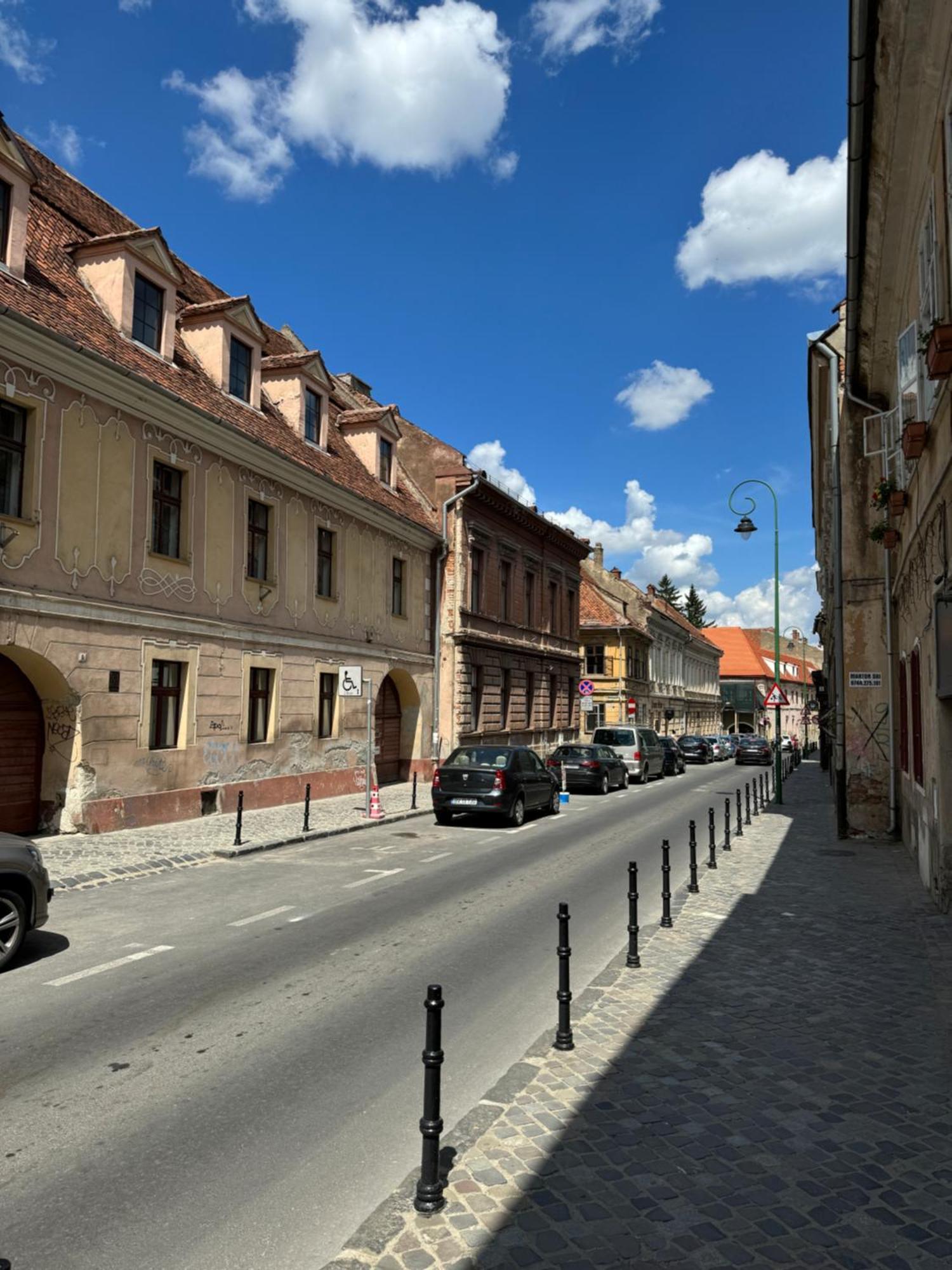 Ari Apartment Braşov Eksteriør billede